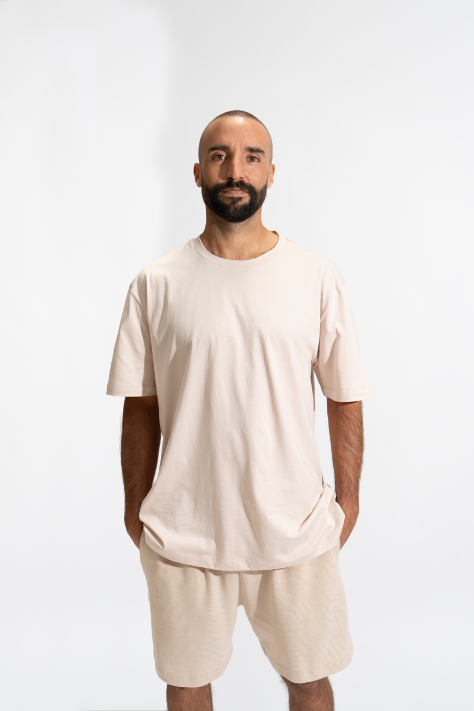 PIJAMA CAMISETA/SHORT MASC BEIGE